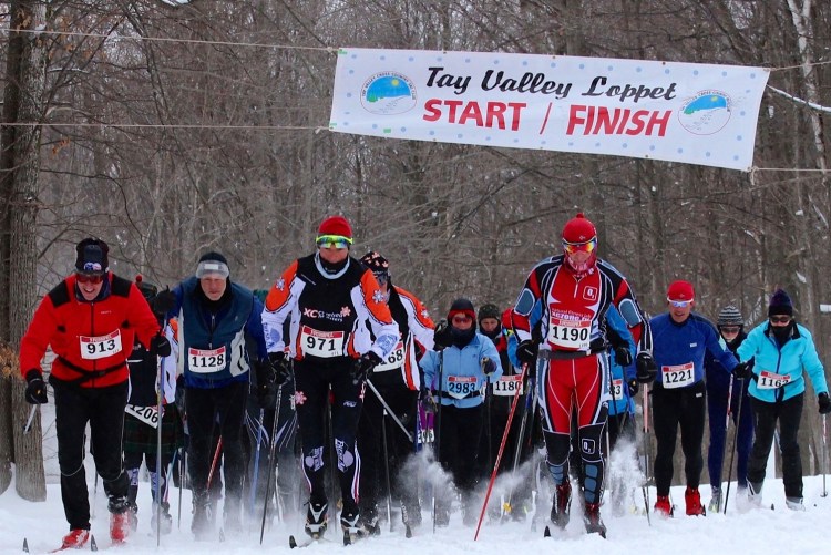Start of 10 and 20 km. Winners in the 20 km, 913 Eric Peterson(1st), 971 Francois Dubrous (2nd), amd 1190 Paul Miller (3rd) off to great starts.